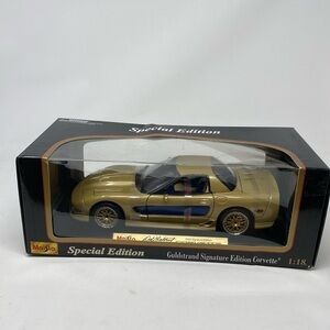 2003 Corvette Guldstrand Signature Edition Gold Maisto Diecast Car new in box